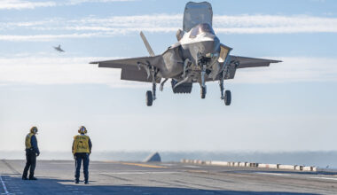 Espanha descarta F-35 e poderá aposentar porta-aviões em breve