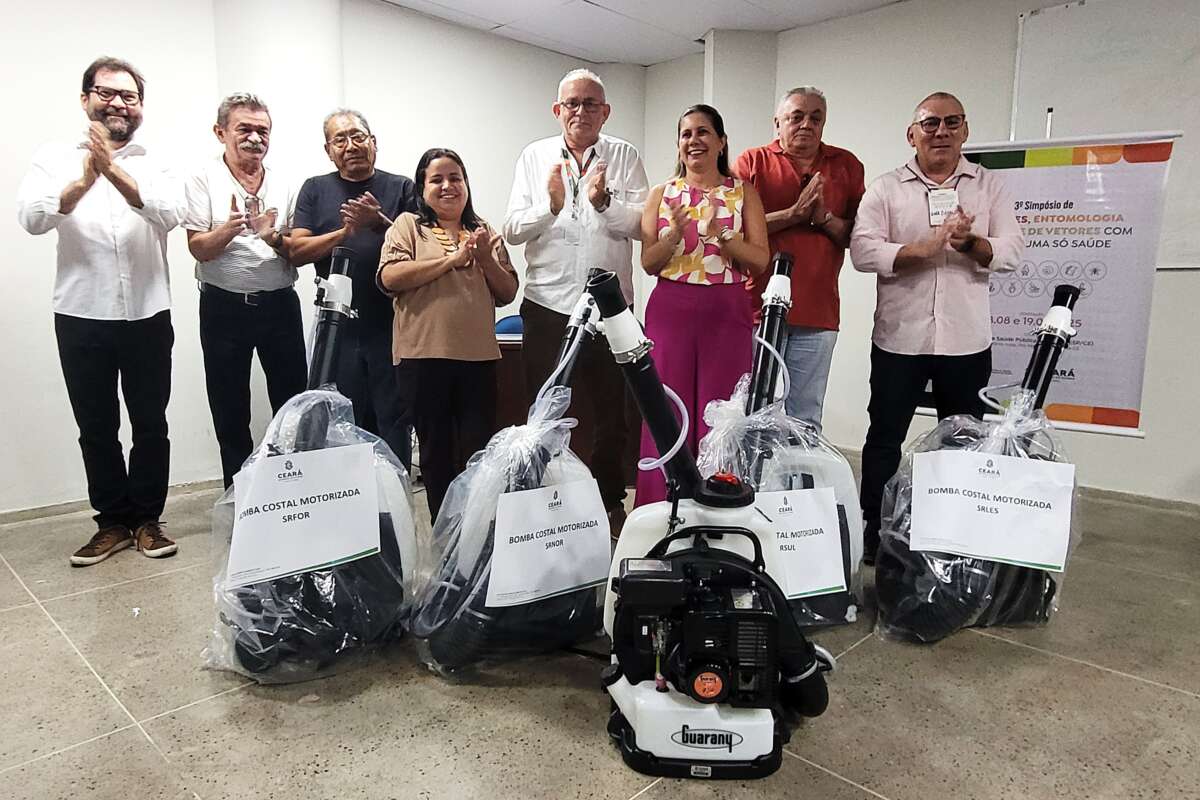 Secretaria da Saúde do Ceará fortalece combate ao Aedes aegypti com entrega de 84 bombas costais motorizadas