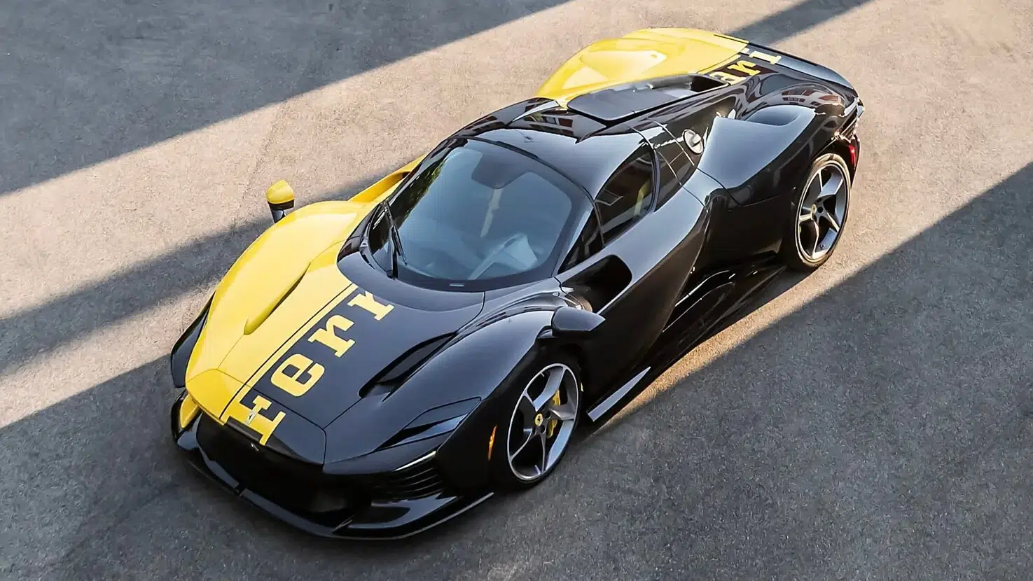 Ferrari Daytona SP3, visto de cima