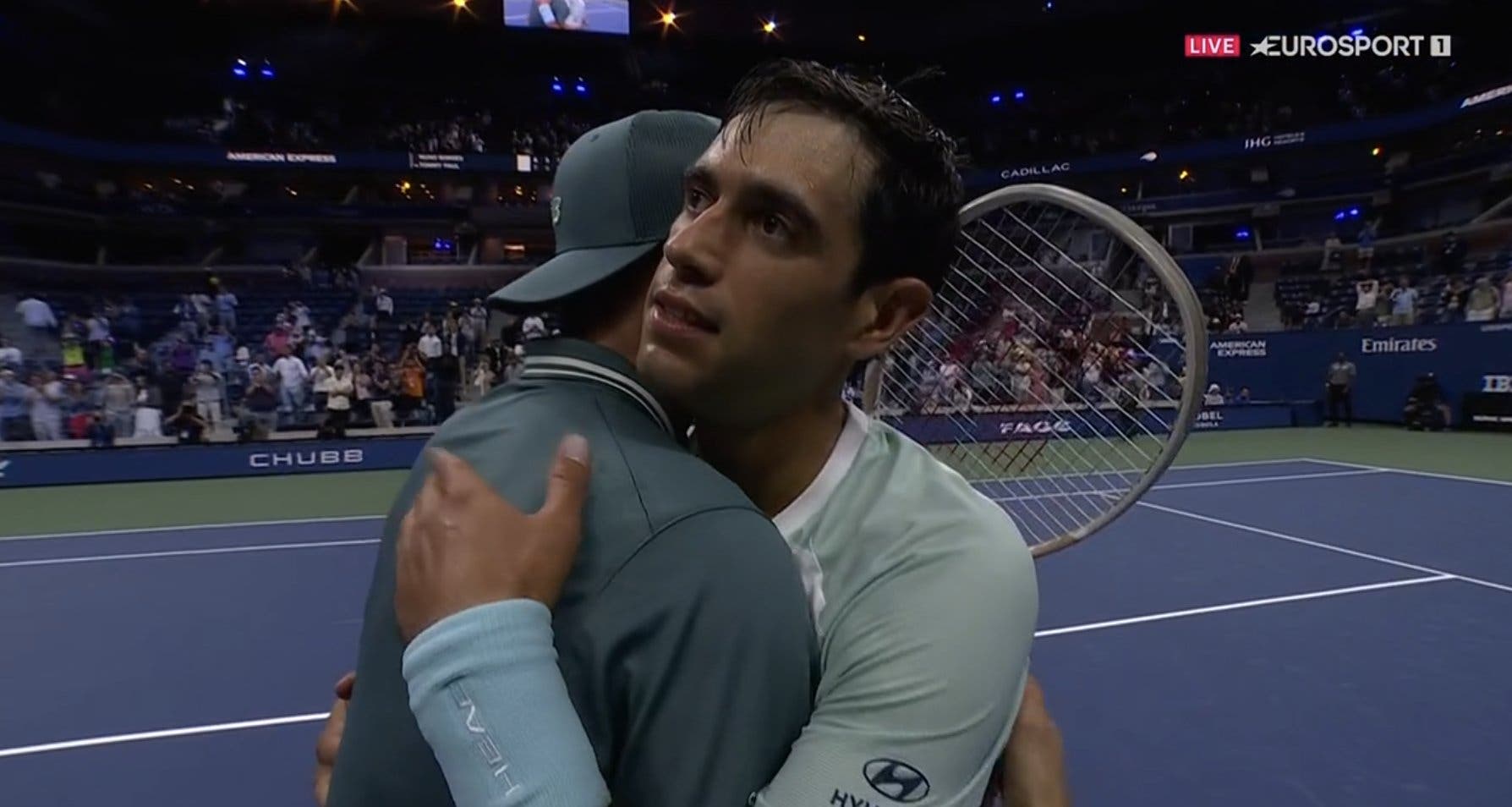 LOUCURA. Nuno Borges só caiu após mais de quatro horas e quase às 2 da manhã no US Open