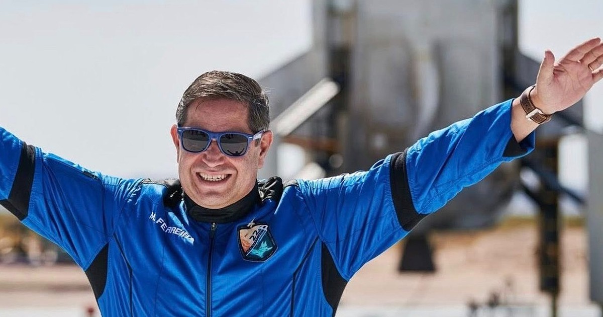Primeiro turista espacial português ganhou asas de “astronauta” com a Blue Origin há 3 anos. Recorde o momento - Multimédia
