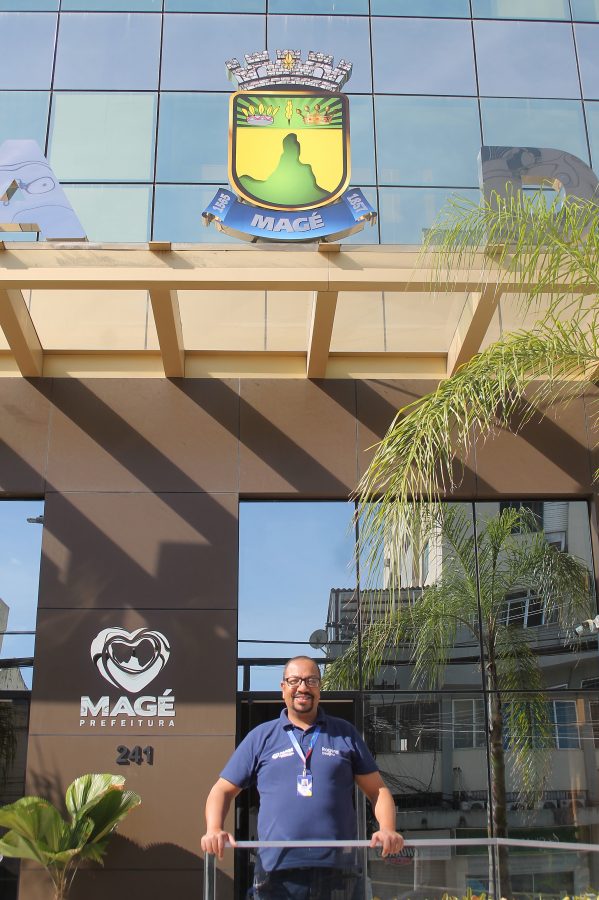 Designer gráfico petropolitano atuou na modernização do Brasão Oficial da Prefeitura de Magé