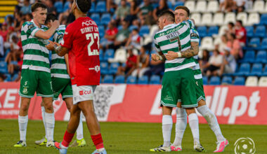 Santa Clara sofre reviravolta diante do Shamrock Rovers e está em desvantagem na eliminatória de acesso à Conference League
