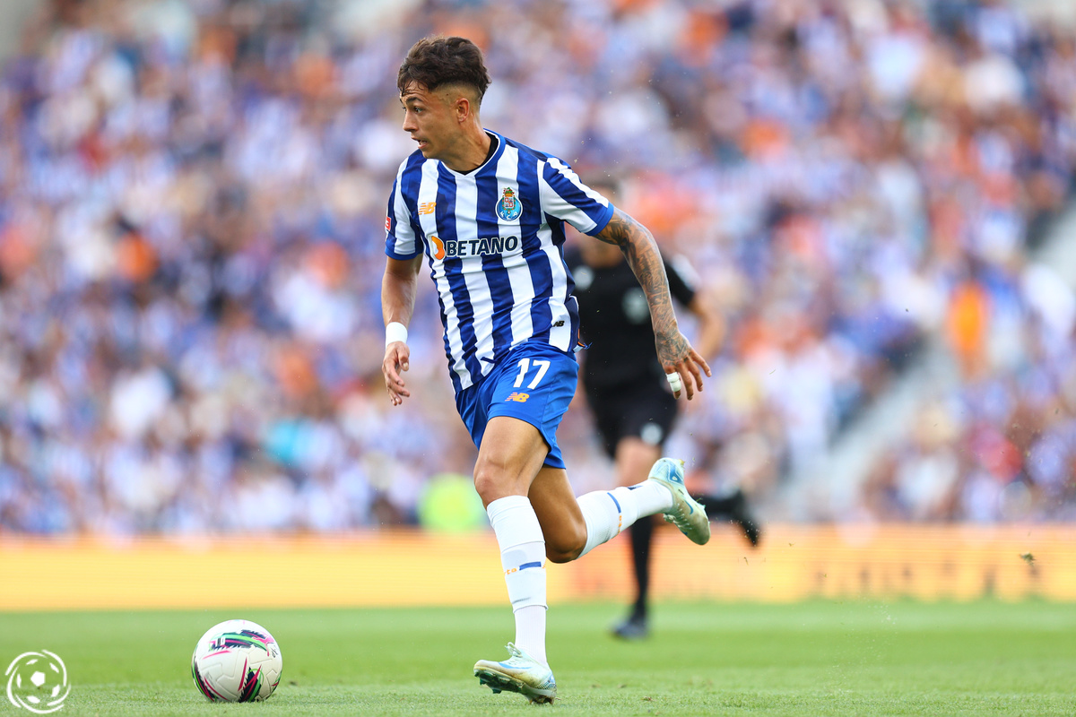 Iván Jaime soma 3 interessados e pode deixar o FC Porto