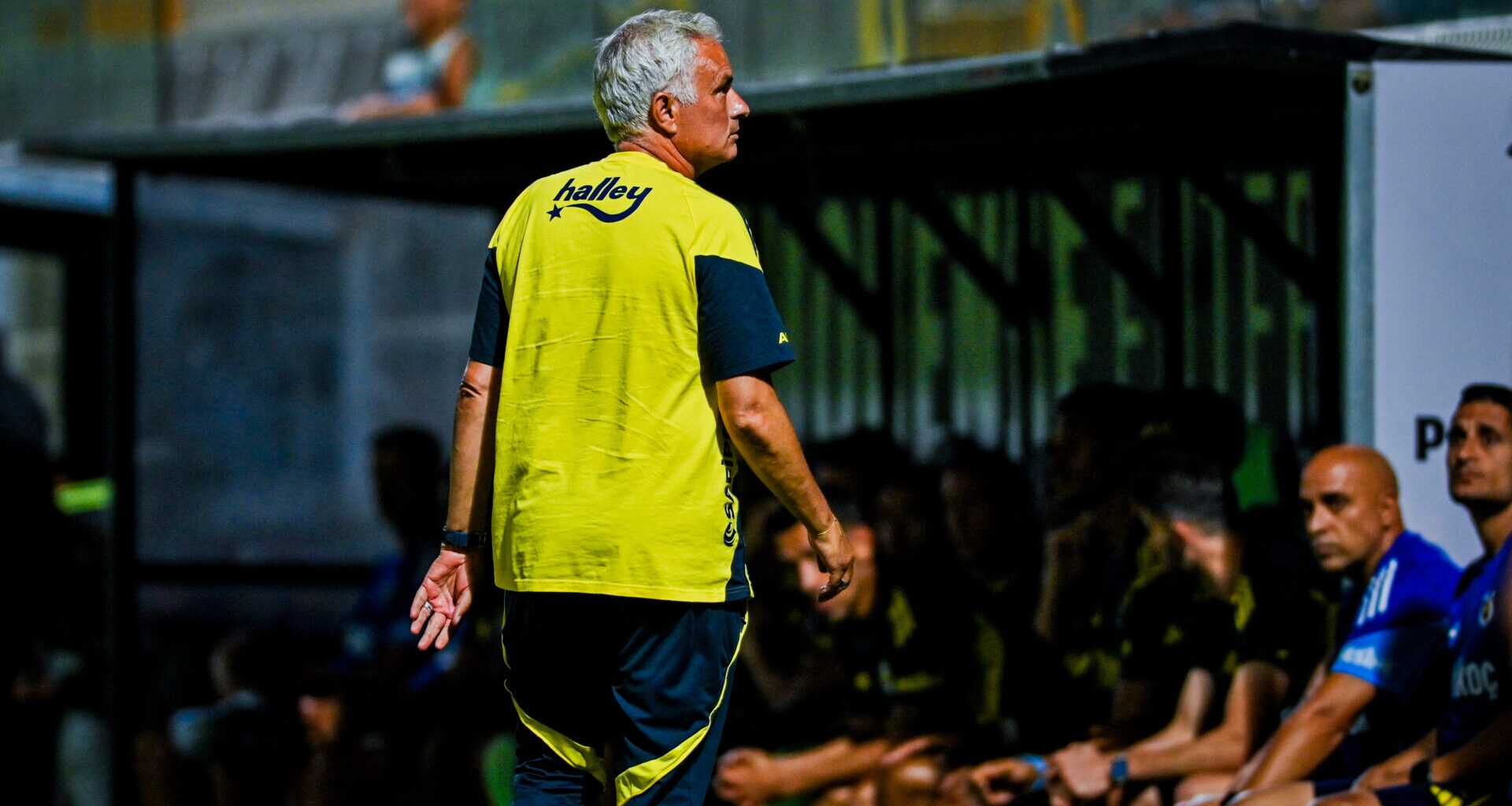 José Mourinho comenta empate do Fenerbahçe antes de enfrentar o Benfica: «Resultado justo»