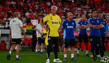 José Mourinho insiste em jogador dos leões