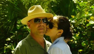 Esposa de Bruce Willis atualiza estado de saúde do ator: ‘O cérebro dele está falhando’