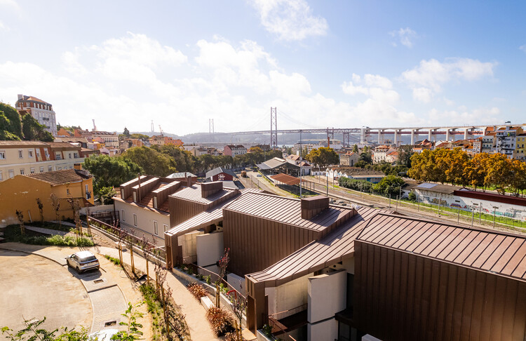 Edifício Residencial Montisnava / António Costa Lima Arquitectos - Fotografia de Exterior