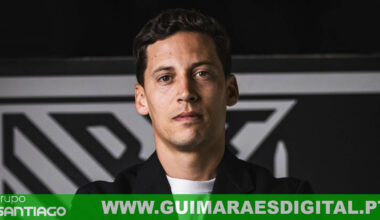 "Não fomos dignos de representar o Vitória na 2ª parte"