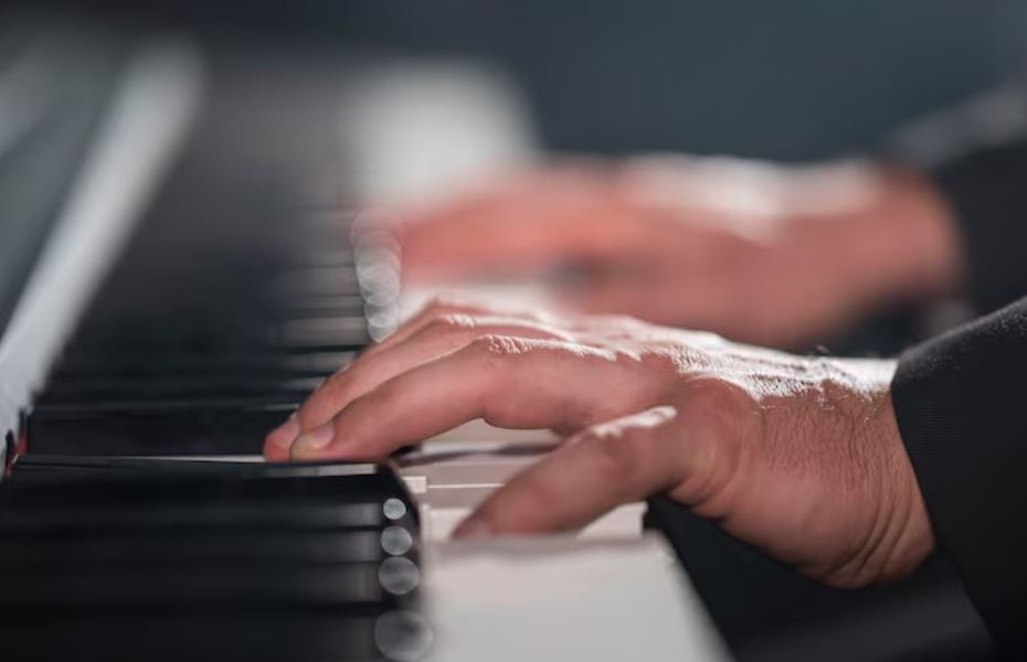 Música e cérebro: estudo revela como a prática musical fortalece a memória