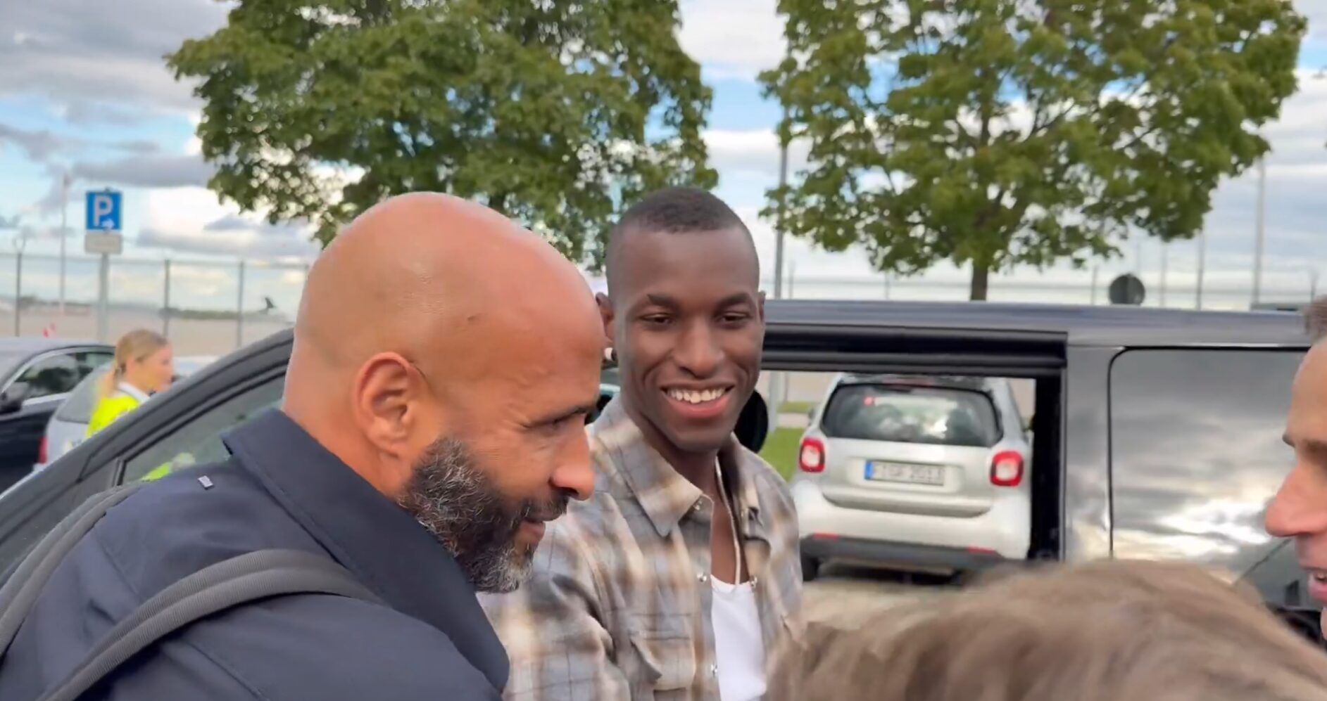 Jogador do Chelsea já estava na Alemanha para assinar com o Bayern Munique e transferência foi abortada à última hora