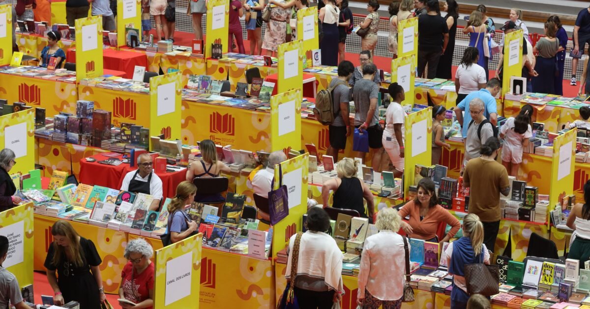 Grátis: festival de literatura Flicap traz Ruy Castro e Heloisa Périssé a SP