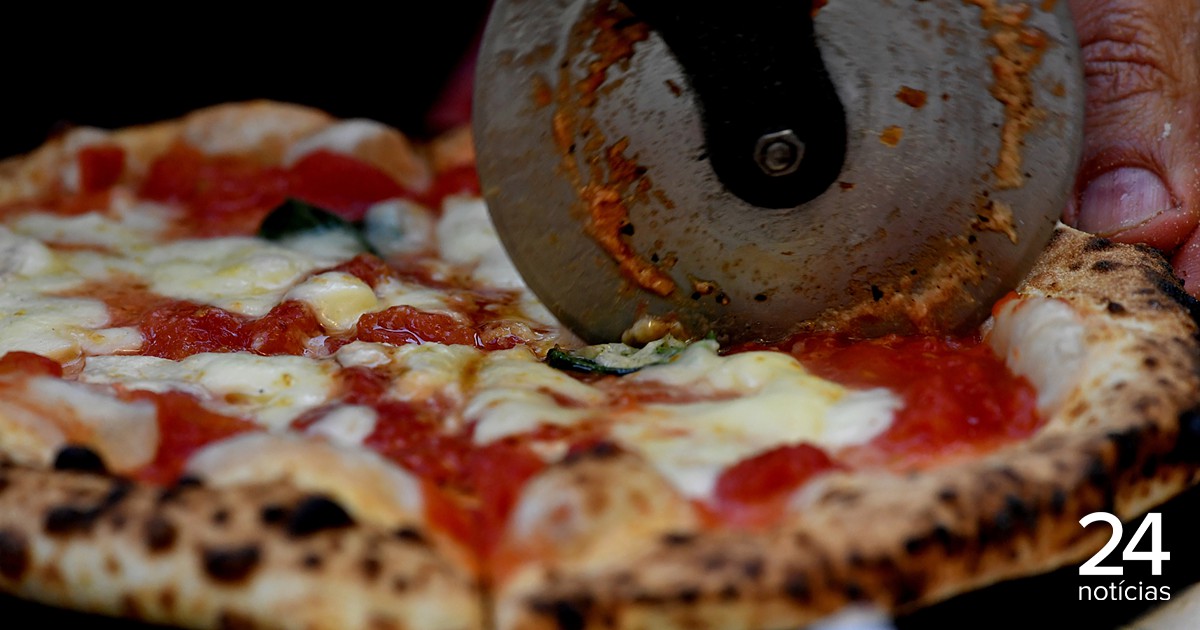 Comer e não pagar? Turistas francesas acordadas com a conta à porta após fuga de restaurante italiano - Atualidade