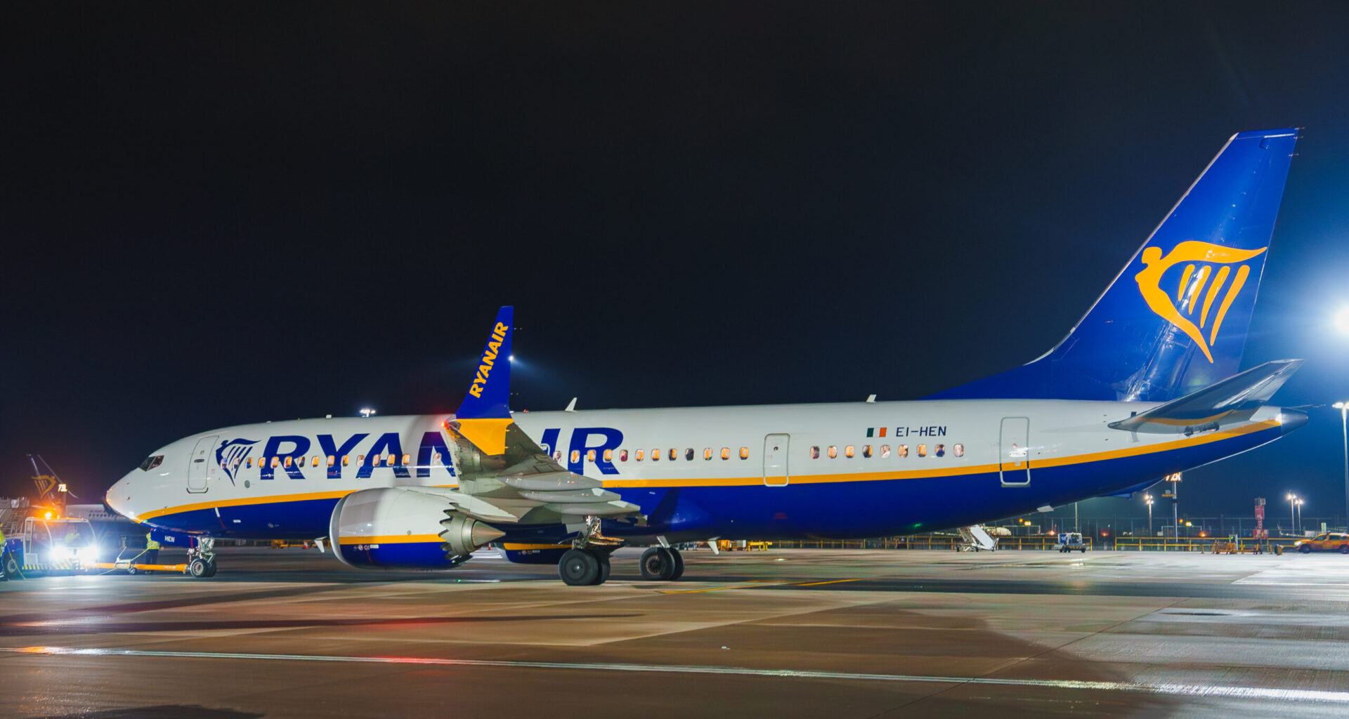 Criança faz 'birra' em voo da Ryanair para Lisboa mas dois adultos é que acabam expulsos e este foi o motivo