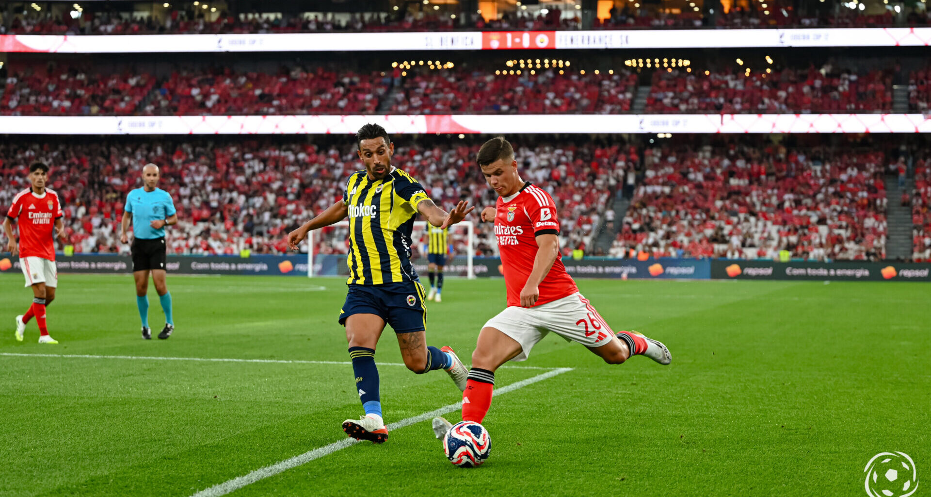 Eis as datas possíveis do playoff da Champions League entre o Benfica e o Fenerbahçe