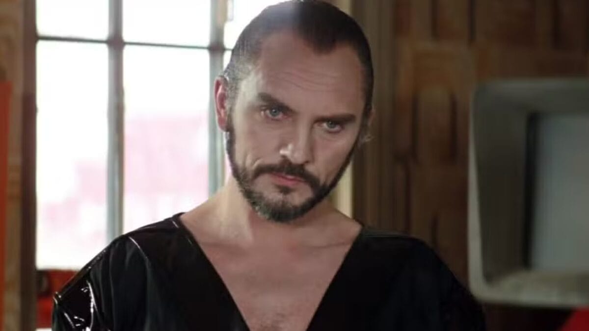 Terence Stamp, ator vilão de Superman, morre aos 87 anos