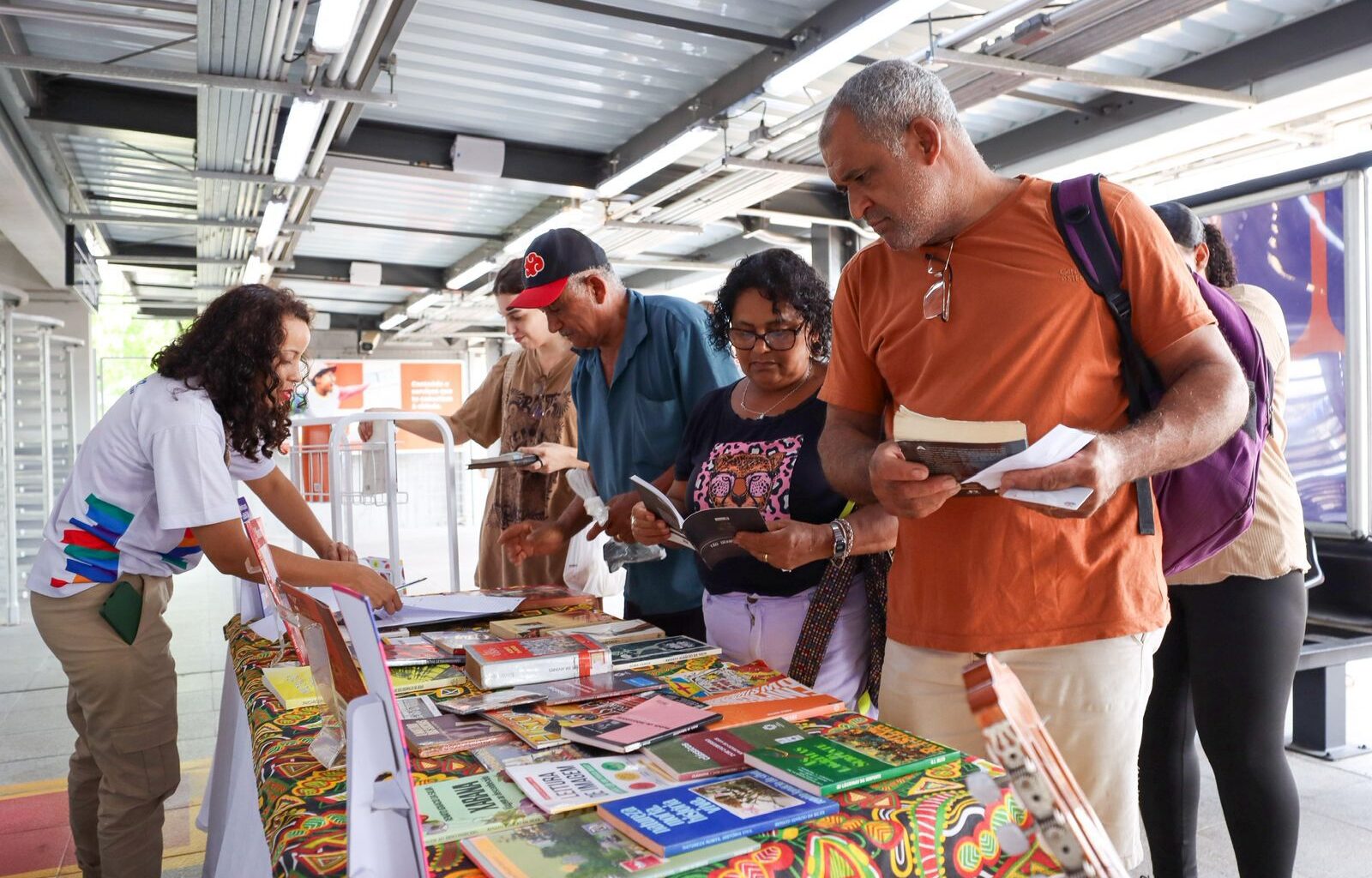 Cultura de Itaquá reforça campanha de doação de livros para estimular a leitura