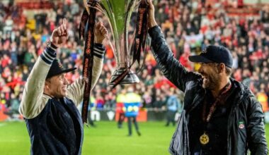 Wrexham: investimentos e documentário impulsionam time de Ryan Reynolds em busca de meta ousada