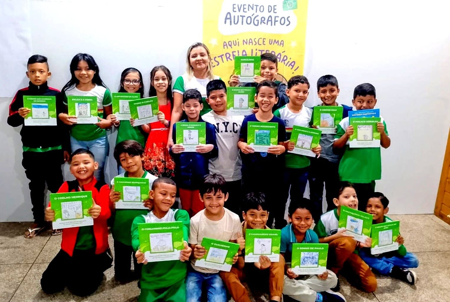 Estudantes da Escola Municipal Elita Nunes lançam livros neste sábado (16), em Macapá