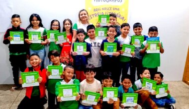 Estudantes da Escola Municipal Elita Nunes lançam livros neste sábado (16), em Macapá