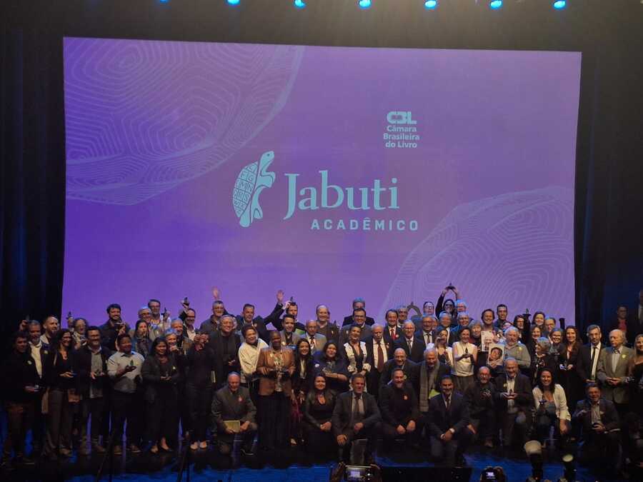 Conheça os vencedores do 2º Prêmio Jabuti Acadêmico