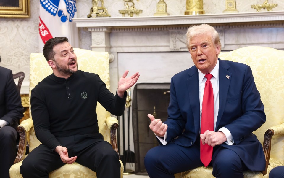 Preços do petróleo sobem antes de Trump receber Zelensky e líderes europeus