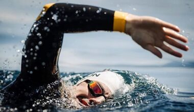 Nadador suíço fez 191 km no Mediterrâneo sem parar. "A noite mais assustadora da minha vida"