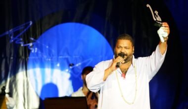 Relembre os maiores sucessos de Arlindo Cruz
