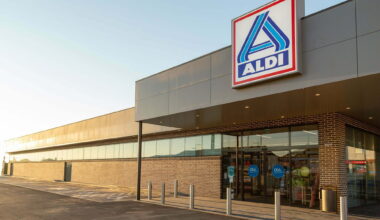 Este aspirador vertical potente com filtro HEPA chega ao ALDI por menos de 30€
