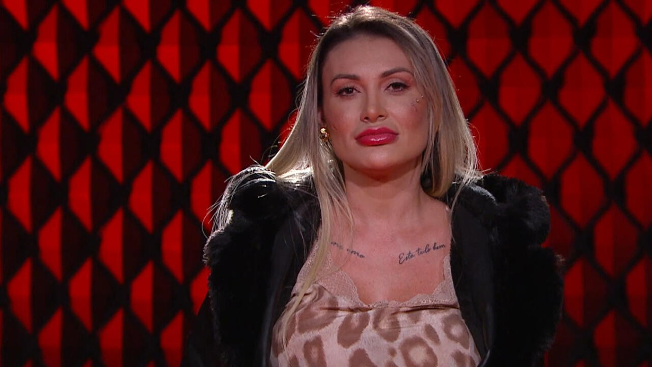 Andressa Urach expõe assédio e admite problemas com vida que escolheu: "O preço é alto"