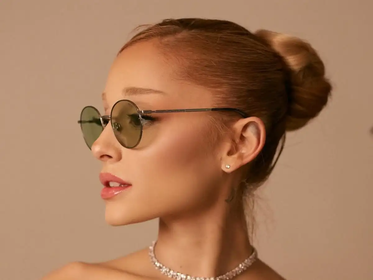 Ariana Grande solta teaser enigmático e fãs apostam em turnê