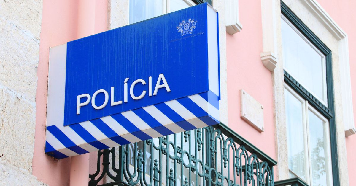 Dois homens baleados em café em Sintra: suspeitos em fuga