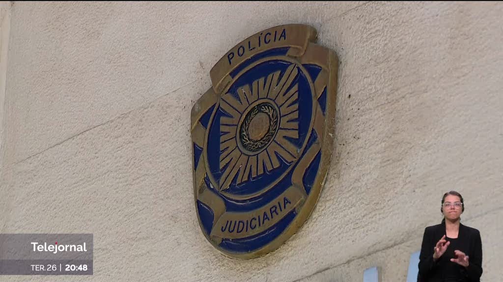 Judiciária deteve sete pessoas por suspeita de chantagem sexual - RTP
