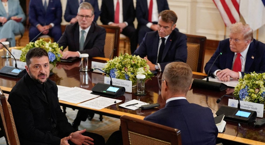 Putin e Zelensky. Reunião à vista após cimeira com líderes europeus e da Ucrânia na Casa Branca