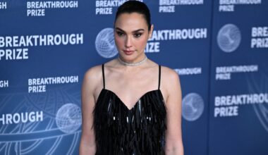 Israelita Gal Gadot atribui fracasso de Branca de Neve à causa palestiniana