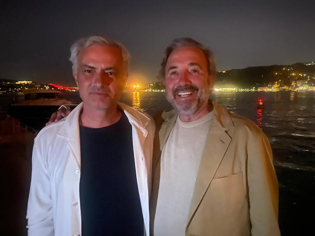 Mourinho diz que não conhece vice do Fenerbahçe que lhe deu as boas-vindas ao clube