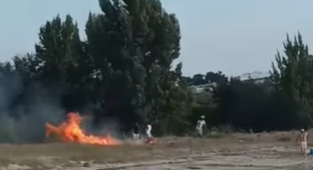 Viana: VÍDEO mostra violento incêndio em praia (e jovens perto das chamas)