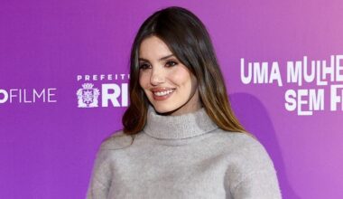 'Essa pausa também está sendo importante e necessária', declara Camila Queiroz