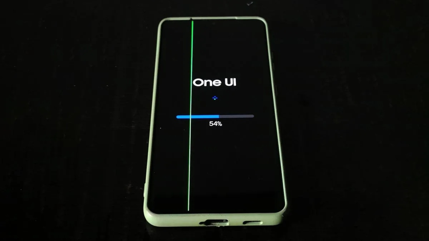Galaxy com linha verde na tela? Saiba o que fazer antes de levar à assistência