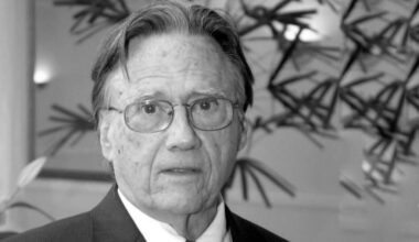 Carlos Lemos, arquiteto, professor emérito da USP e parceiro de Niemeyer no Copan, morre aos 100 - G1