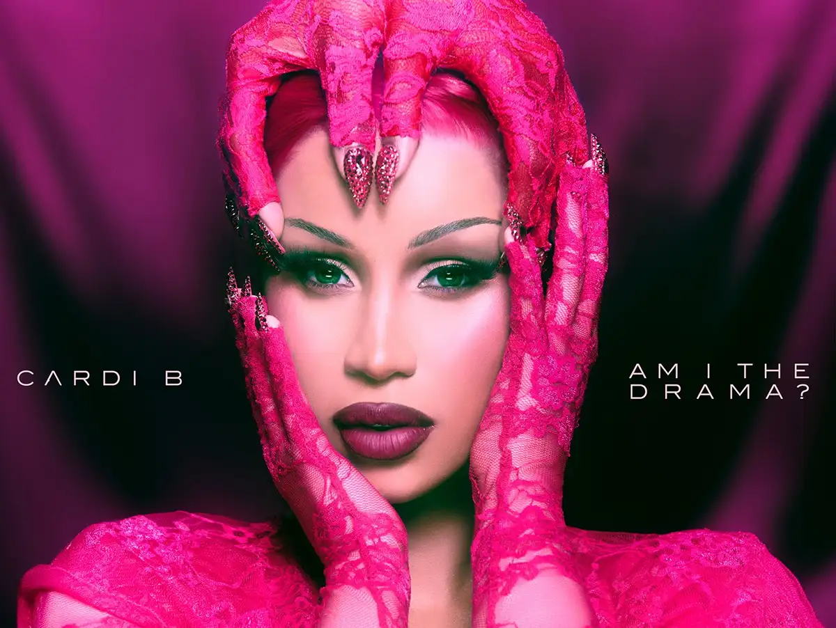 Cardi B implora para fãs comprarem box de álbum novo: "apoiem uma mãe solo trabalhadora"
