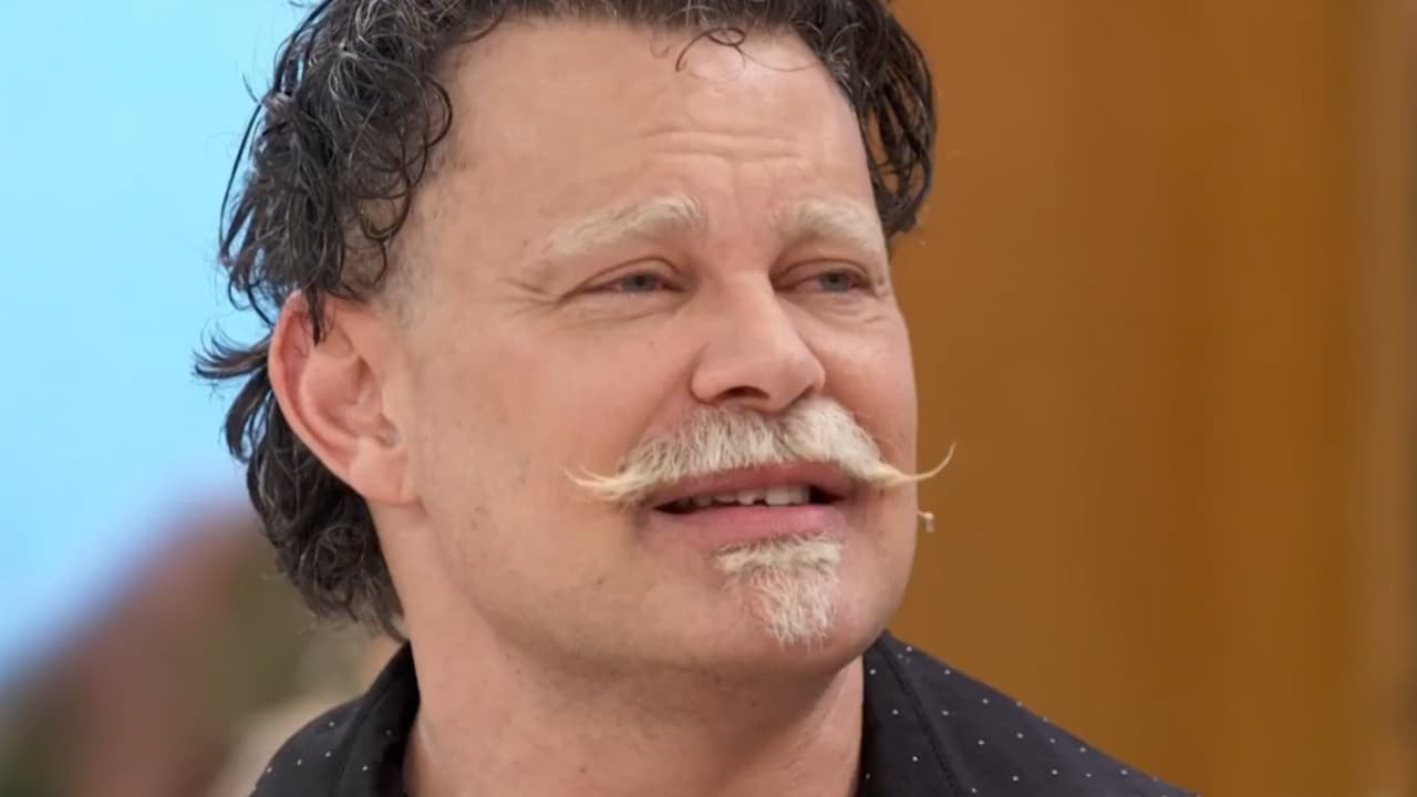 Carmo Dalla Vecchia choca internautas com visual na Globo: "Era tão bonito"