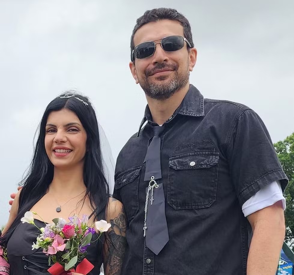 Ao som de Metallica, casal de Poços se casa no maior festival de heavy metal do mundo, na Alemanha – ONDA POÇOS