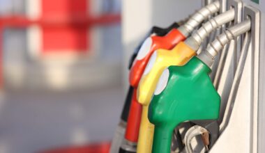 Mexidas nos preços dos combustíveis para a semana. Gasóleo e gasolina seguem 'sentidos opostos'