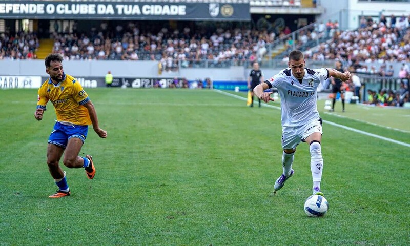 images/fotoarquivo/2018/desporto/Vitoria2025_2026/Jogos/Estoril_Casa/Vitoria-Estoril2.jpg