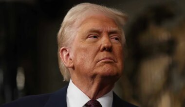 Trump Mobiliza Submarinos Nucleares em Resposta a Medvedev