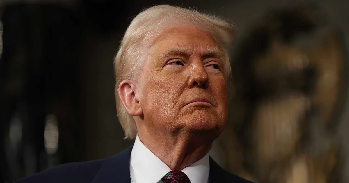 Trump Mobiliza Submarinos Nucleares em Resposta a Medvedev