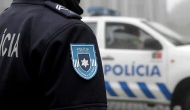 Homem atinge cunhado a tiro e barrica-se em casa no Barreiro