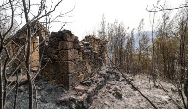 Continua combate ao incêndio de Arganil com mais de 1600 operacionais. Fogo em Chaves em fase de rescaldo