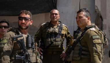 Ultraortodoxos não podem fugir ao serviço militar, diz líder das IDF - Diário de Notícias